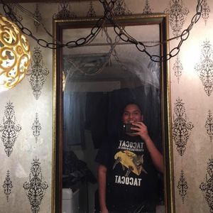 Meet your Posher, Thomas